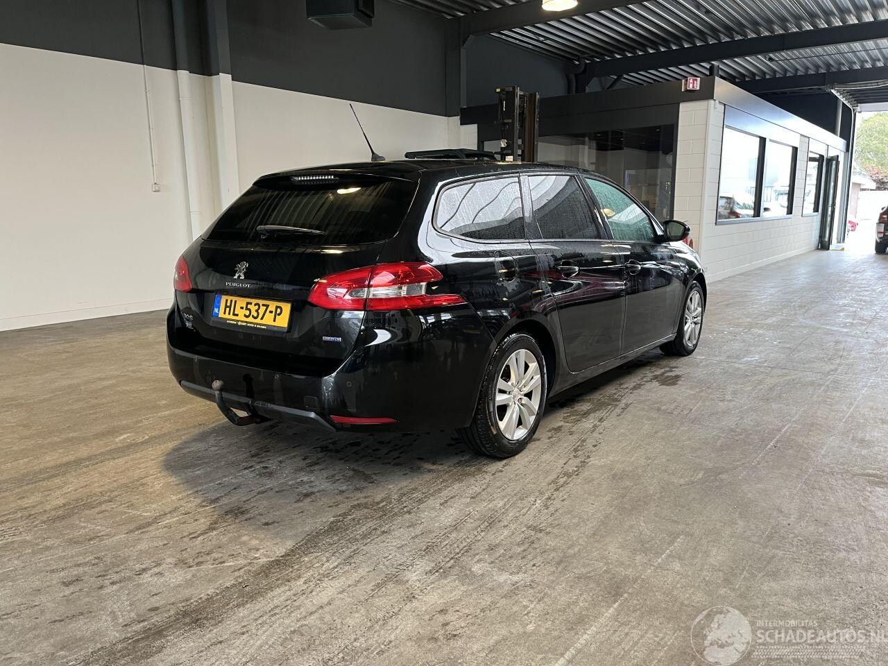 Peugeot 308 - 1.6 BlueHDi Blue Lease Executive 1.6 BlueHDI Blue Lease Executive
