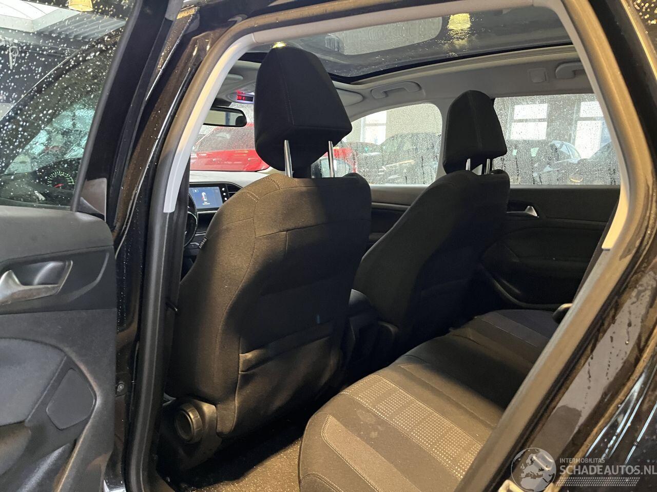 Peugeot 308 - 1.6 BlueHDi Blue Lease Executive 1.6 BlueHDI Blue Lease Executive