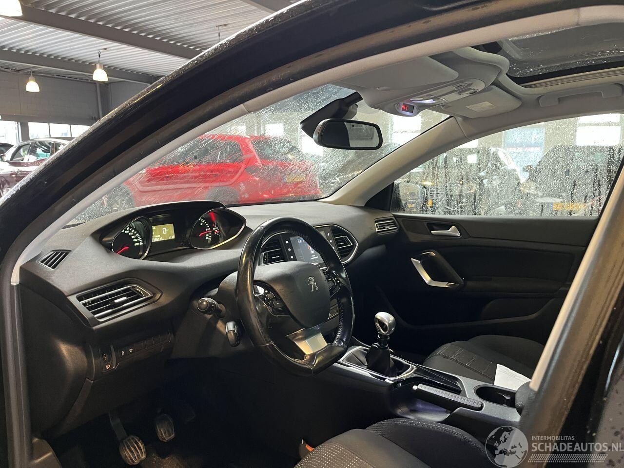 Peugeot 308 - 1.6 BlueHDi Blue Lease Executive 1.6 BlueHDI Blue Lease Executive