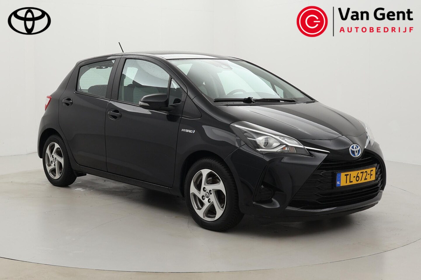 Toyota Yaris - 1.5 Hybrid Active | Navigatie | Cruise Control | Clima | Parkeersensoren achter | Camera | - AutoWereld.nl