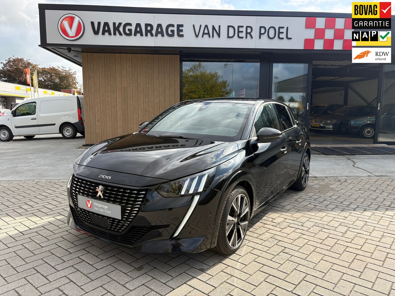 Peugeot 208 - 1.2 PureTech GT 1.2 PureTech GT - AutoWereld.nl