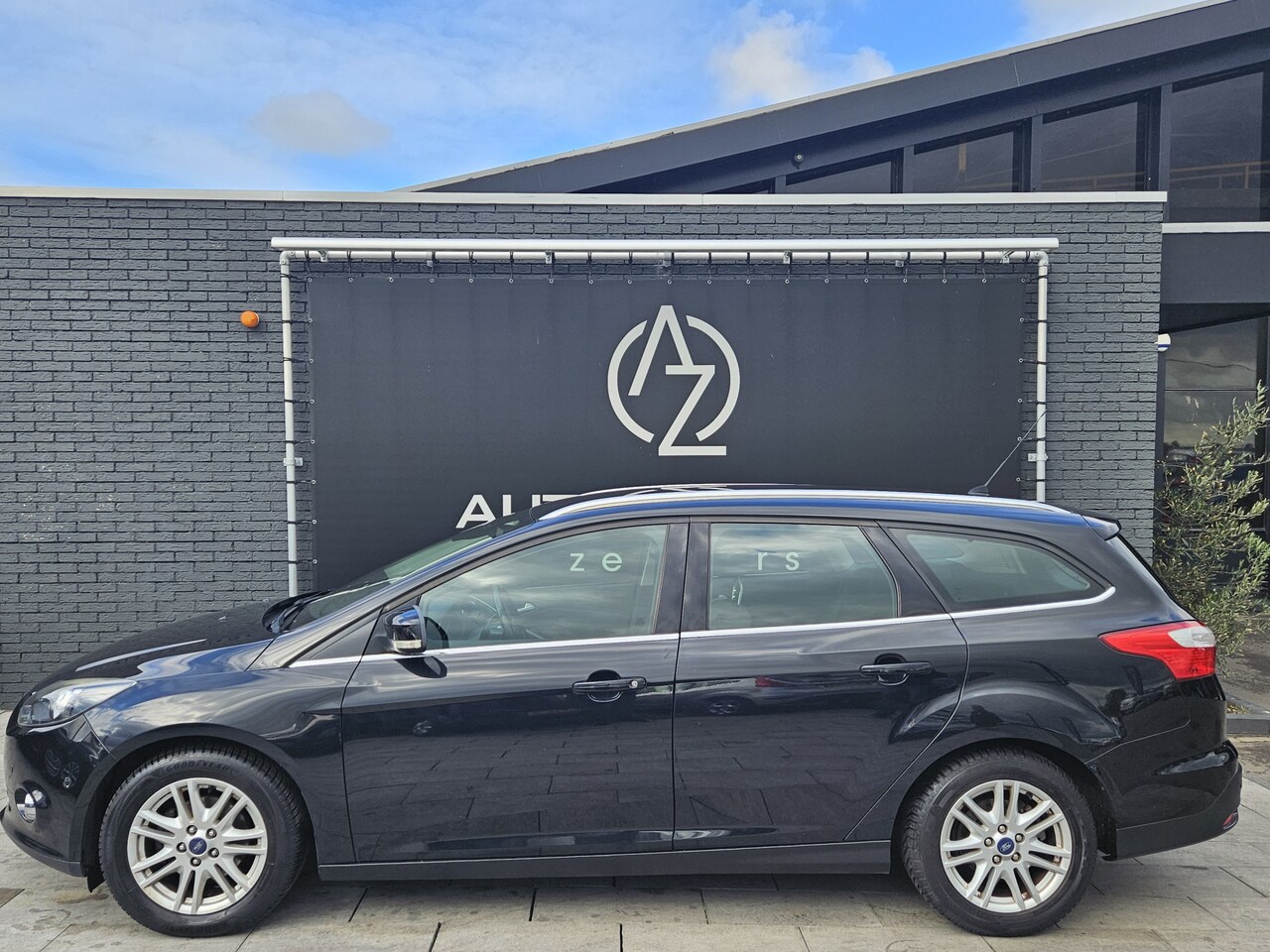 Ford Focus Wagon - 1.0 EcoBoost Edition Plus *Navi*P-Assist* - AutoWereld.nl