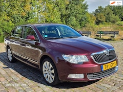 Skoda Superb - 1.8 TSI Elegance Automaat navigatie trekhaak cruis control stoelverwarming