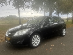 Opel Astra - 1.6 Temptation