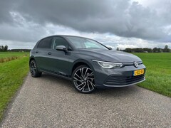 Volkswagen Golf - 1.5 TSI Life Business Virtual , LED 19 Inch