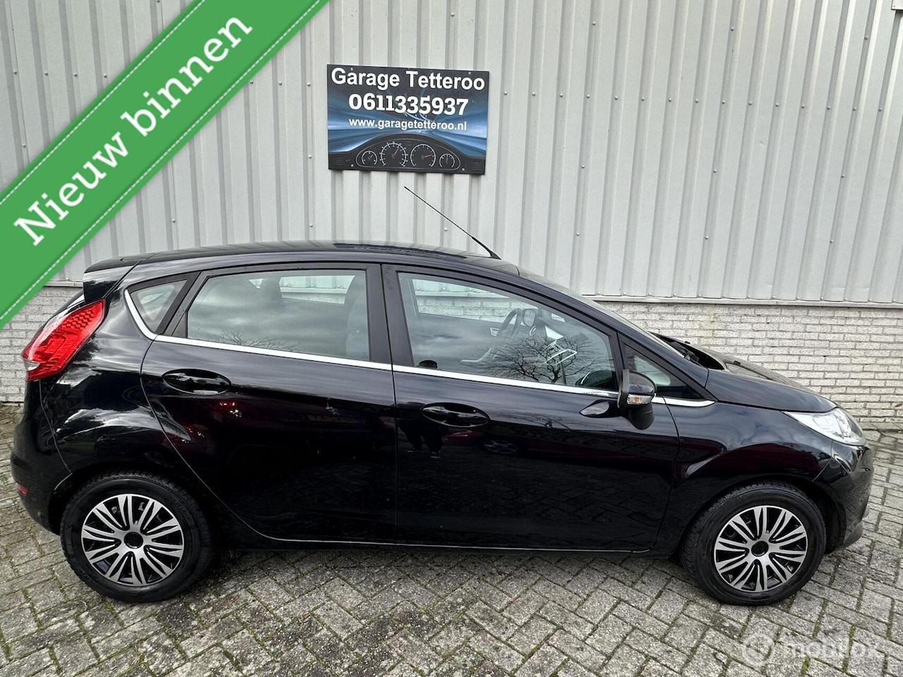 Ford Fiesta - 1.6 TDCi ECOnetic Titanium 1.6 TDCi ECOnetic Titanium - AutoWereld.nl