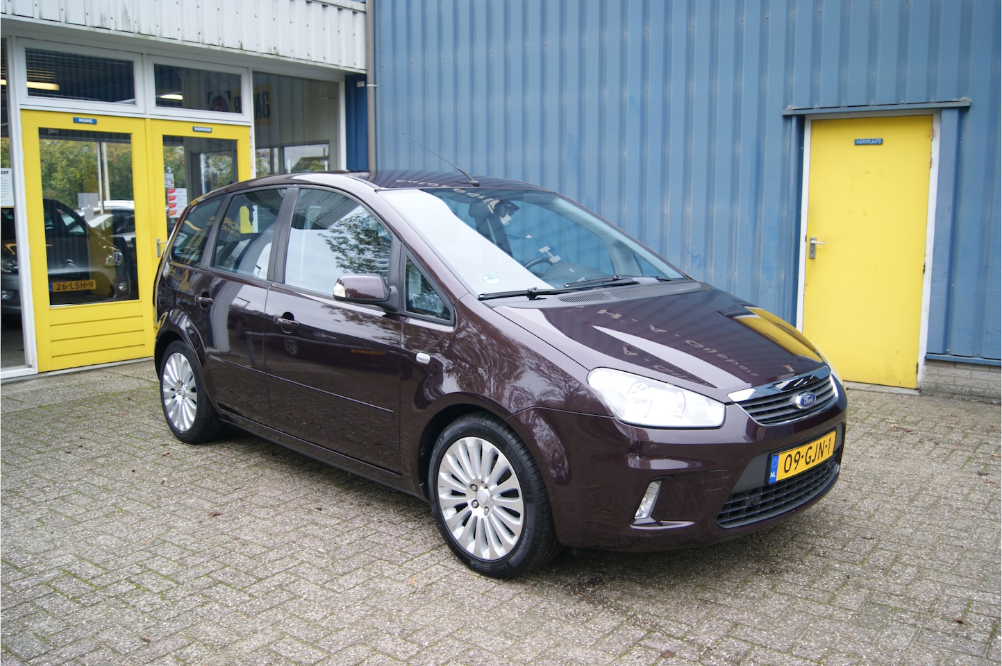 Ford C-Max - 1.8-16V Titanium 1.8-16V Titanium, Airco/ECC, Navi, Cruise, Trekhaak, Nieuwe APK!!!! - AutoWereld.nl