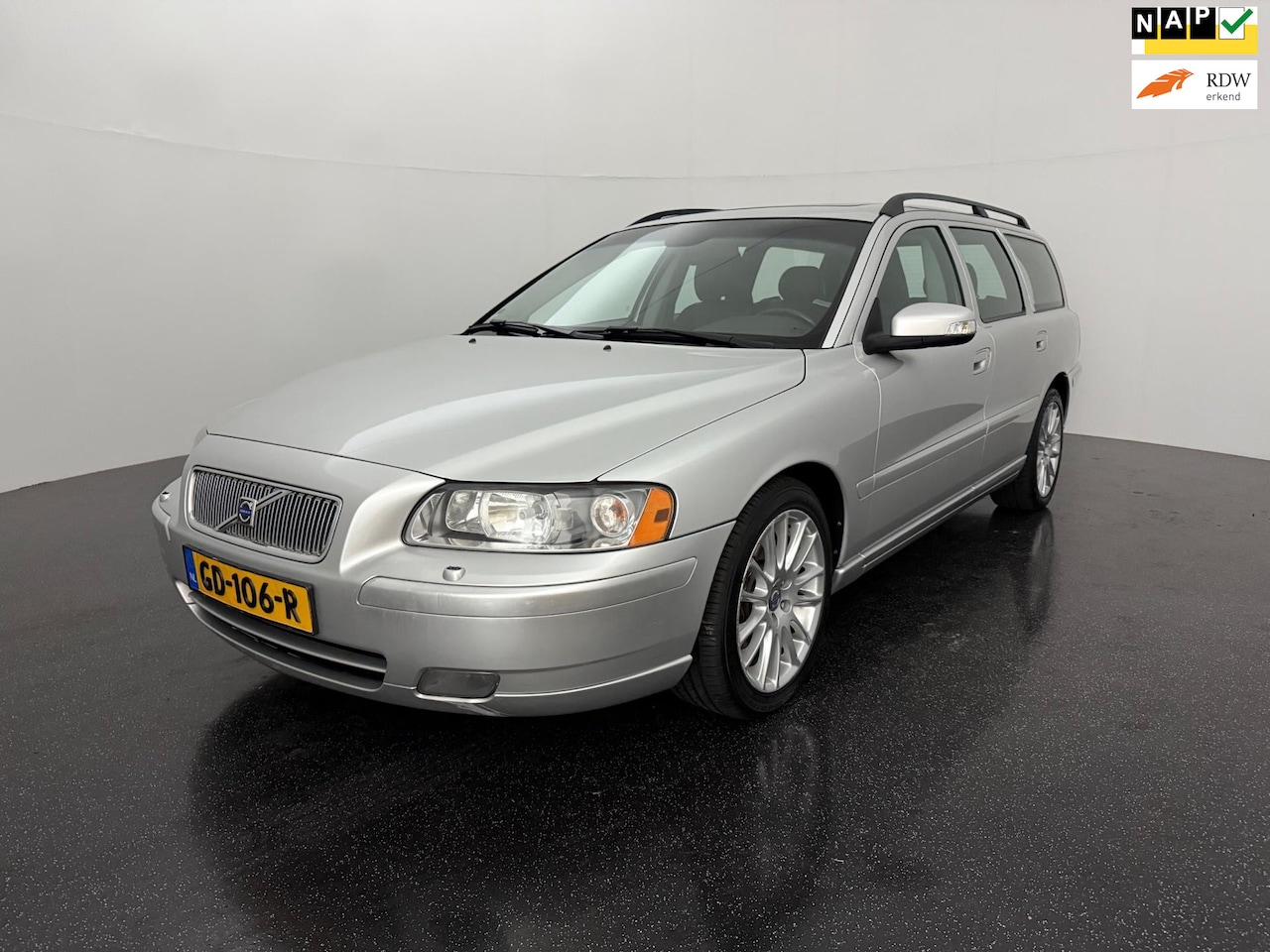 Volvo V70 - 2.4D AUT Edition Sport / Dakraam / volledig onderhoudshistorie - AutoWereld.nl