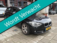 BMW 1-serie - 114i Executive 5-deurs 102pk Clima Cruise Navi Xenon PDC