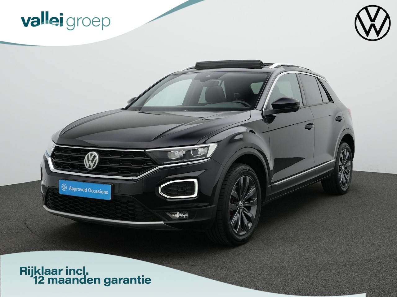 Volkswagen T-Roc - 1.5 TSI 150 pk DSG Sport | Panoramadak | Trekhaak | Achteruitrijcamera | Adaptive Cruise | - AutoWereld.nl
