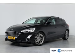 Ford Focus - 1.0 EcoBoost Titanium Business | Trekhaak | Stoel-/Stuurverwarming | Led Matrix | 17 inch
