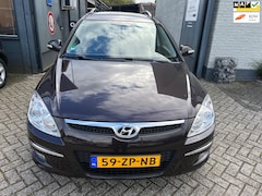 Hyundai i30 - 1.6 CRDi i-Drive automaat bj 2008 198023 km nap