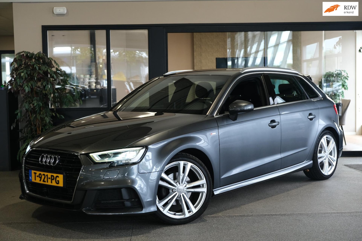 Audi A3 Sportback - 1.4 TFSI Automaat 2x S-line Virtual Navi ACC PDC Stoelverwarming - AutoWereld.nl