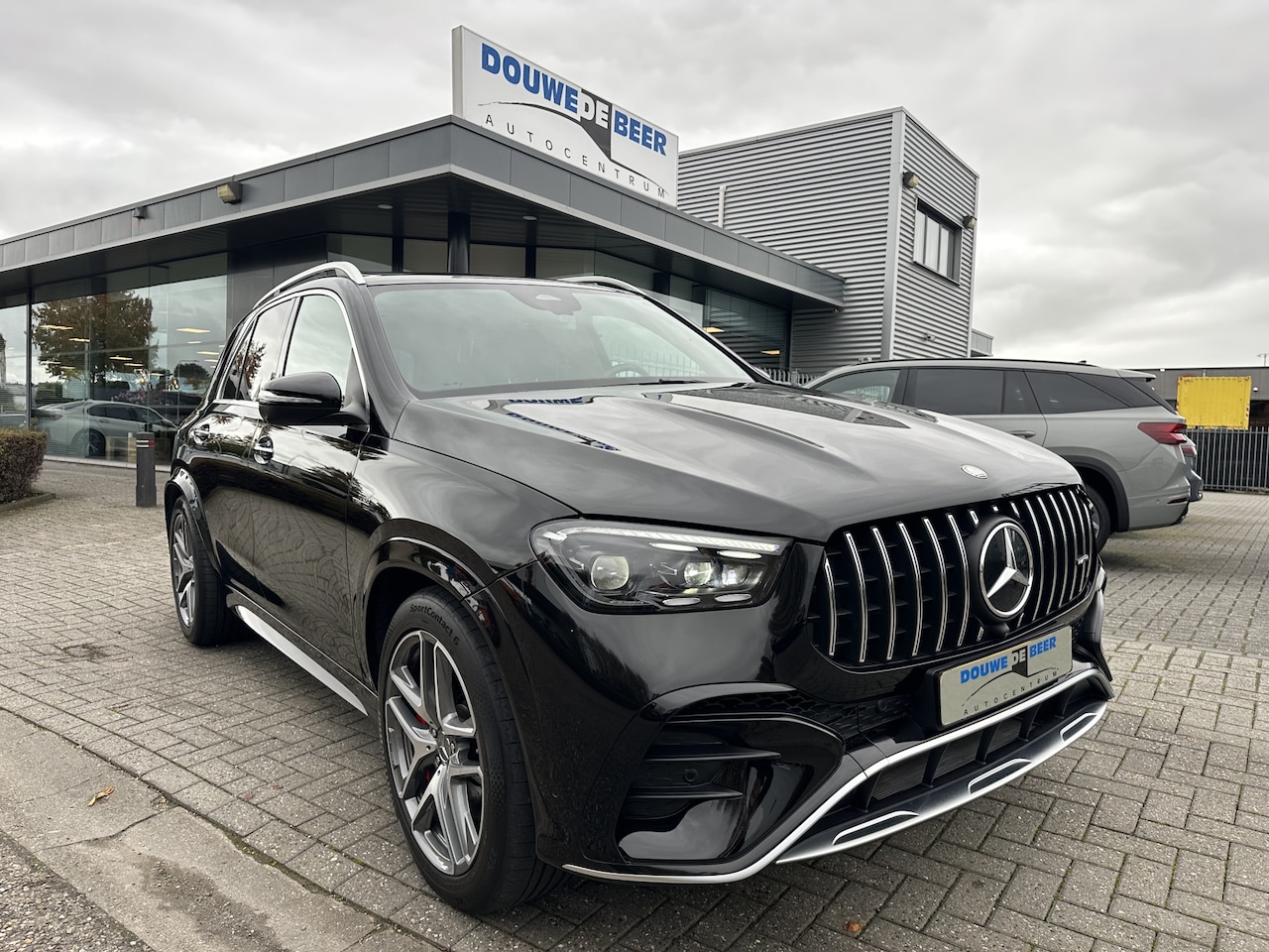 Mercedes-Benz GLE-Klasse - AMG 53 Hybrid 4MATIC+ Premium Pano-Dak | Trekhaak | Distronic | HUD | - AutoWereld.nl