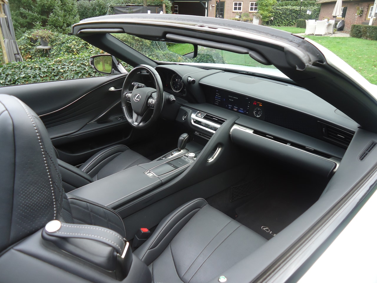 Lexus LC Convertible - 500 SUPERCAR CABRIOLET