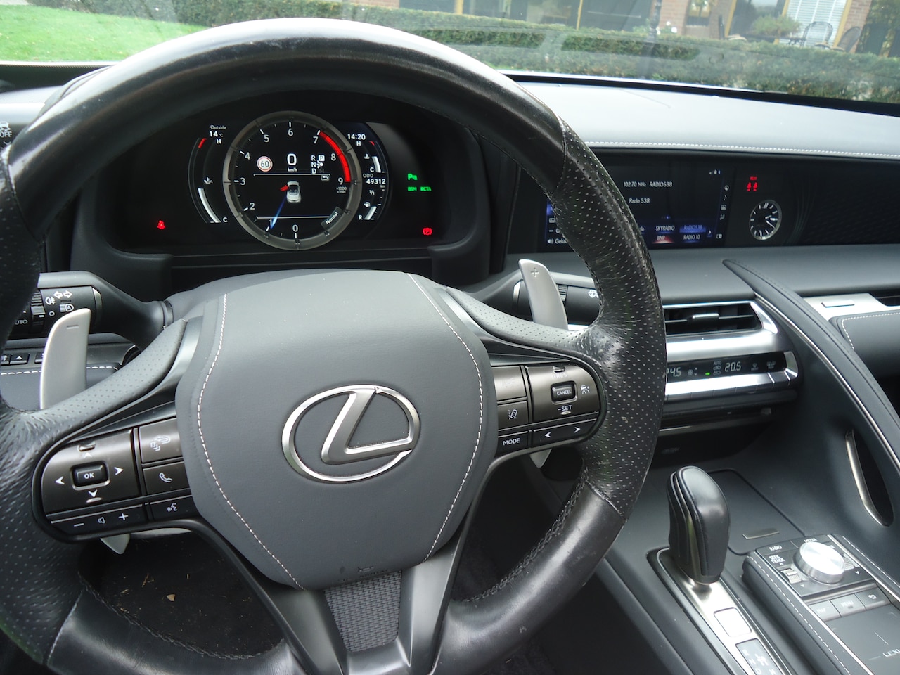 Lexus LC Convertible - 500 SUPERCAR CABRIOLET