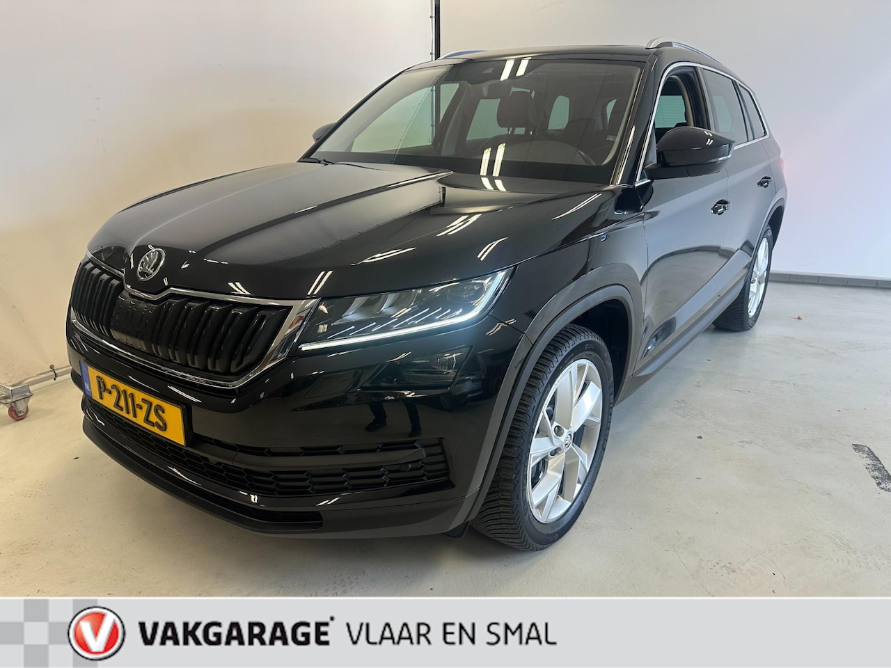 Skoda Kodiaq - 1.4 TSI 4x4 Style Business Automaat-Panoschuifdak-Electrische haak 13 polig-Luxe stoelen m - AutoWereld.nl