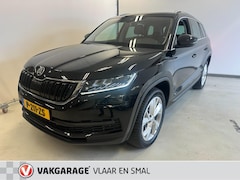 Skoda Kodiaq - 1.4 TSI 4x4 Style Business Automaat-Panoschuifdak-Electrische haak 13 polig-Luxe stoelen m
