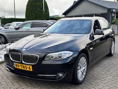 BMW 5-serie Touring - 520i Executive 2012 Zwart