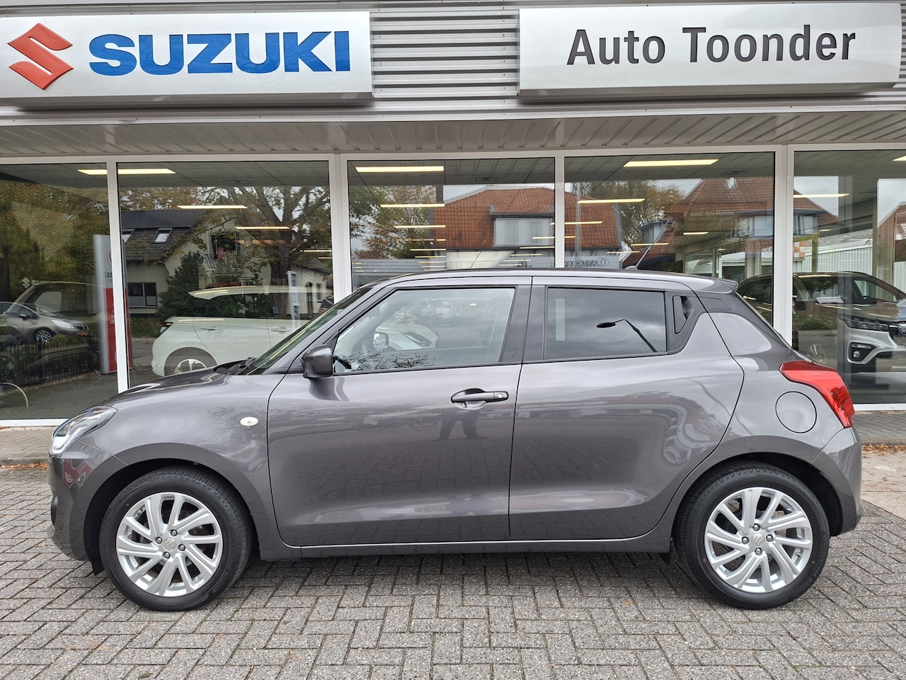 Suzuki Swift - 1.2 Select Smart Hybrid 1.2 Select Smart Hybrid - AutoWereld.nl