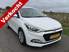 Hyundai i20 - 1.2 HP i-Motion Airco/Cruise/ NIEUW MODEL