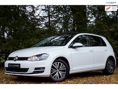 Volkswagen Golf - 1.2 TSI 105PK Allstar - Pano/Trekhaak/Cruise