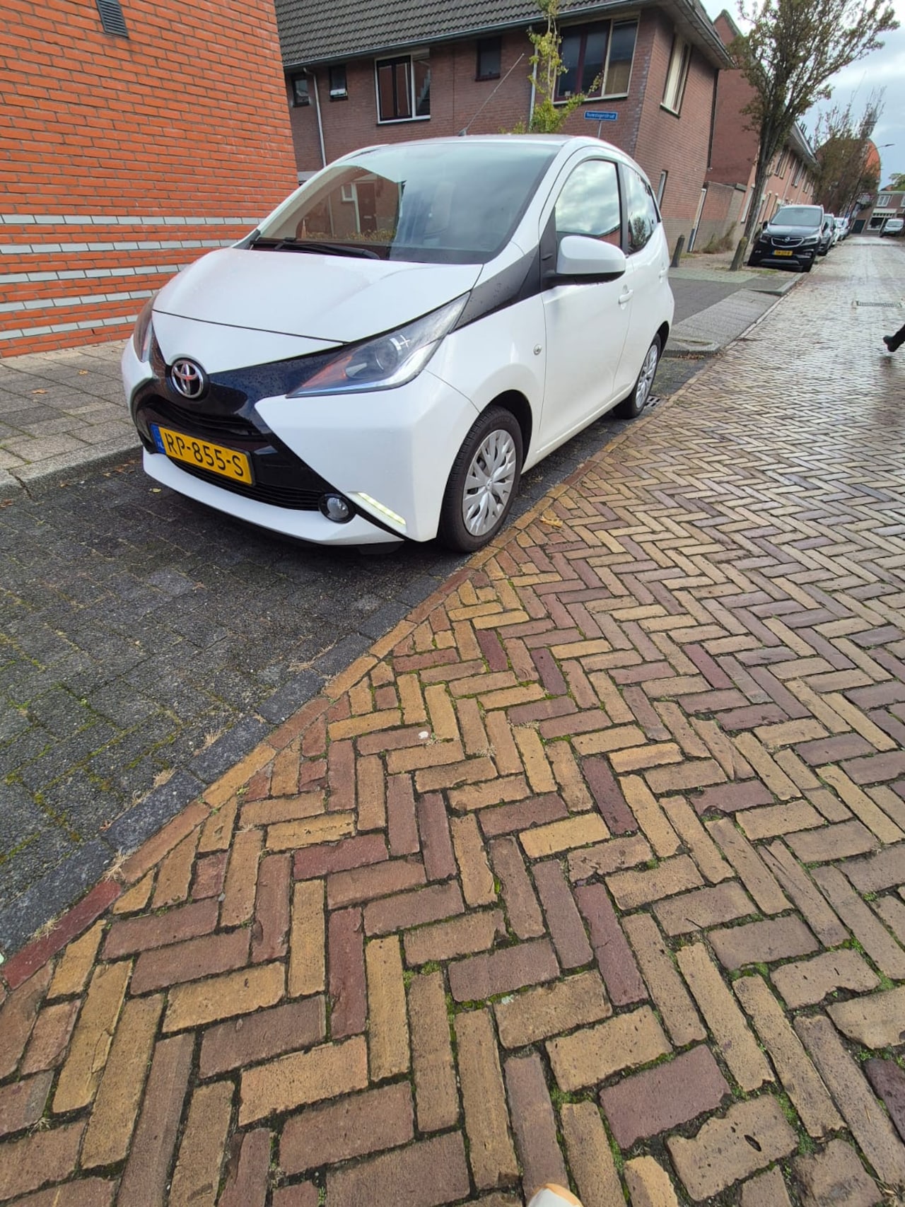 Toyota Aygo - 1.0 VVT-i x-play - AutoWereld.nl