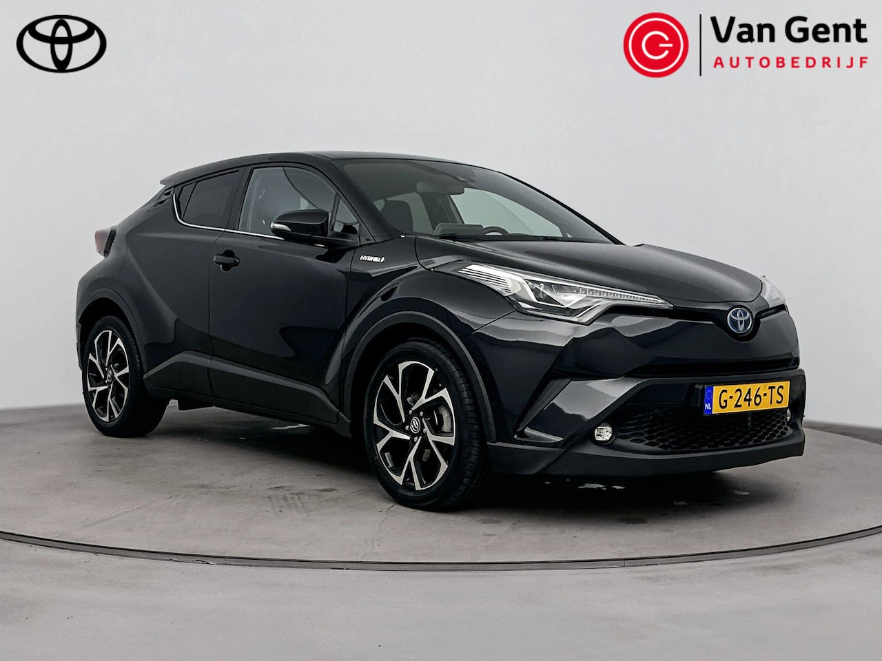 Toyota C-HR - 1.8 Hybrid Style Ultimate | JBL | Dodehoek | Stoelverwarming | Stuurverwarming | LED | Par - AutoWereld.nl