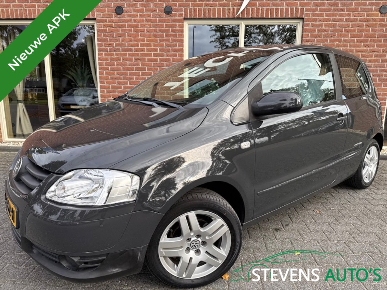 Volkswagen Fox - 1.2 Trendline NIEUWE APK / RIJKLAAR / GARANTIE - AutoWereld.nl