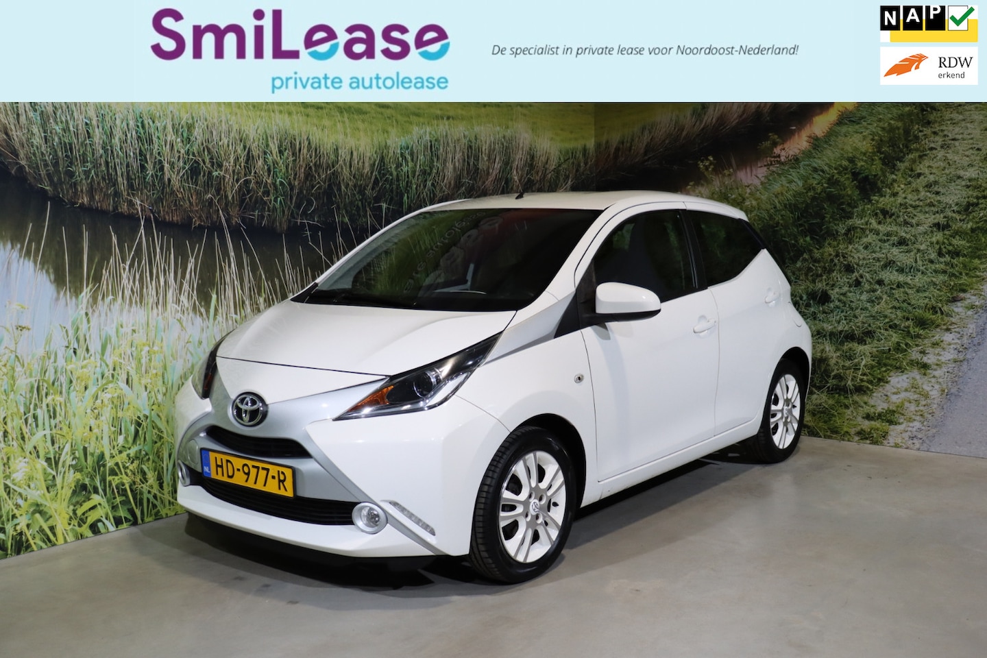 Toyota Aygo - 1.0 X-Pure | Bluetooth | Navi| Beurt - AutoWereld.nl