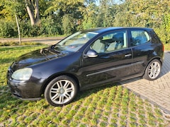 Volkswagen Golf - 1.6 FSI Comfortline