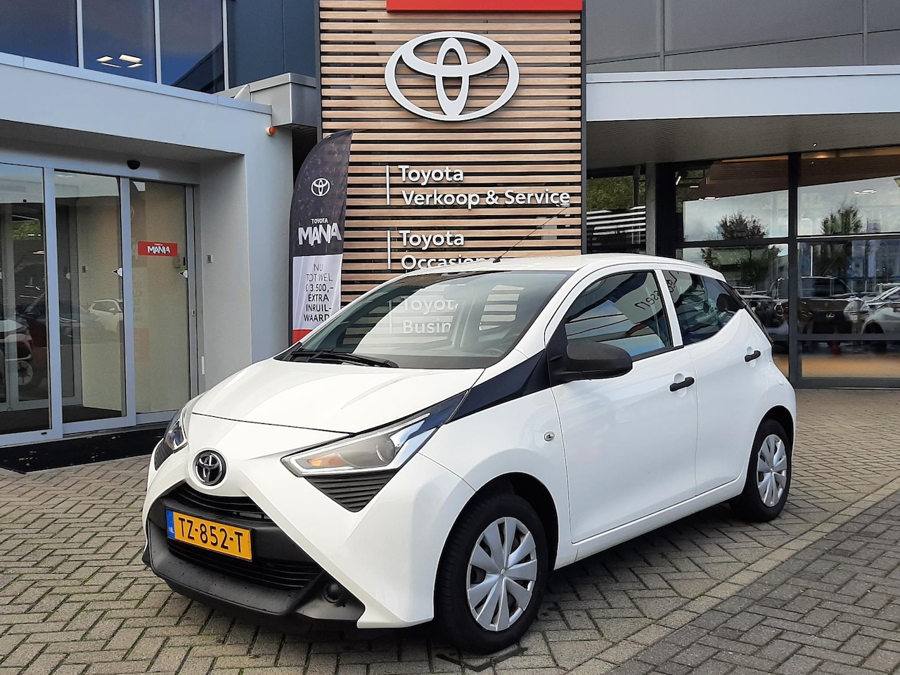 Toyota Aygo - 1.0 VVT-i x-fun 1.0 VVT-i x-fun - AutoWereld.nl