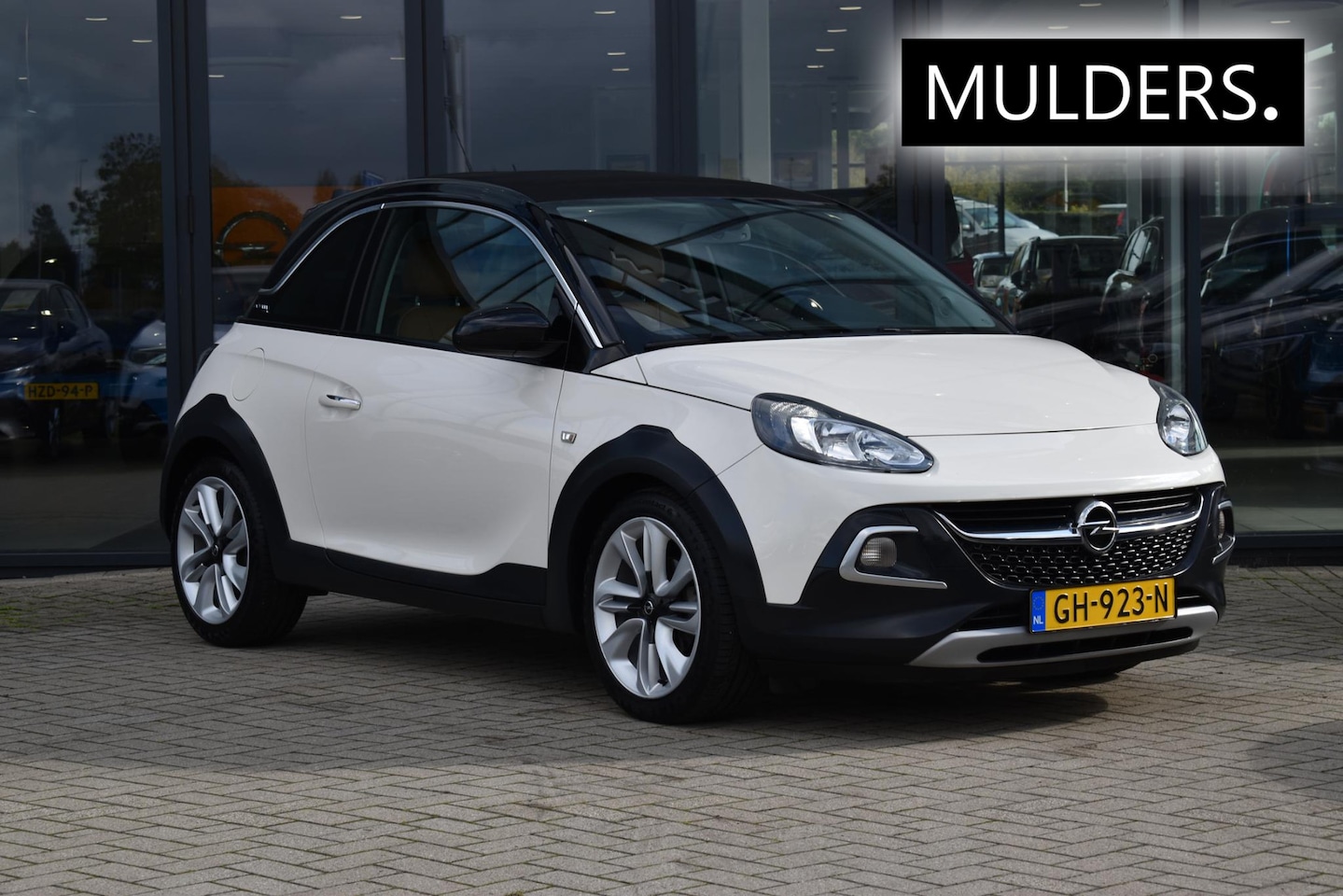 Opel ADAM - 1.0 Turbo Rocks | Cabrio / climate / navi - AutoWereld.nl