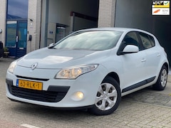 Renault Mégane - 1.6 Expression/nap/2e EIG/ dealeronderhouden/1 jaar apk/ navi/ airco/cruise control