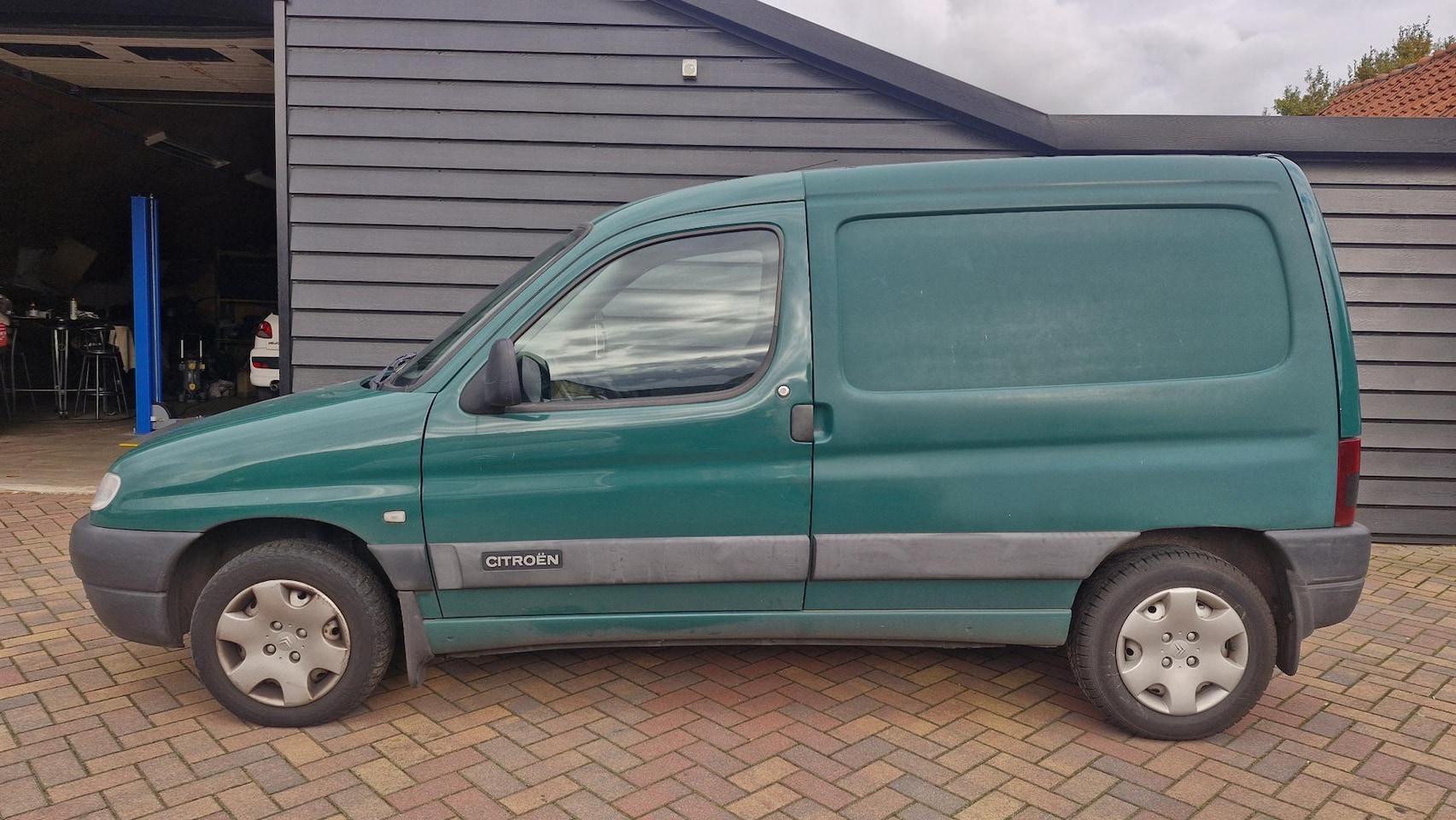 Citroën Berlingo - 1.9 D 600 (DW8) APK 24-9-2026 I Stuurbekrachtiging I Achterklep