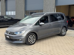 Volkswagen Touran - 1.4 TSI Highline | DSG Automaat | Sound | Dealer Onderhouden | Trekhaak | Carplay | ACC |