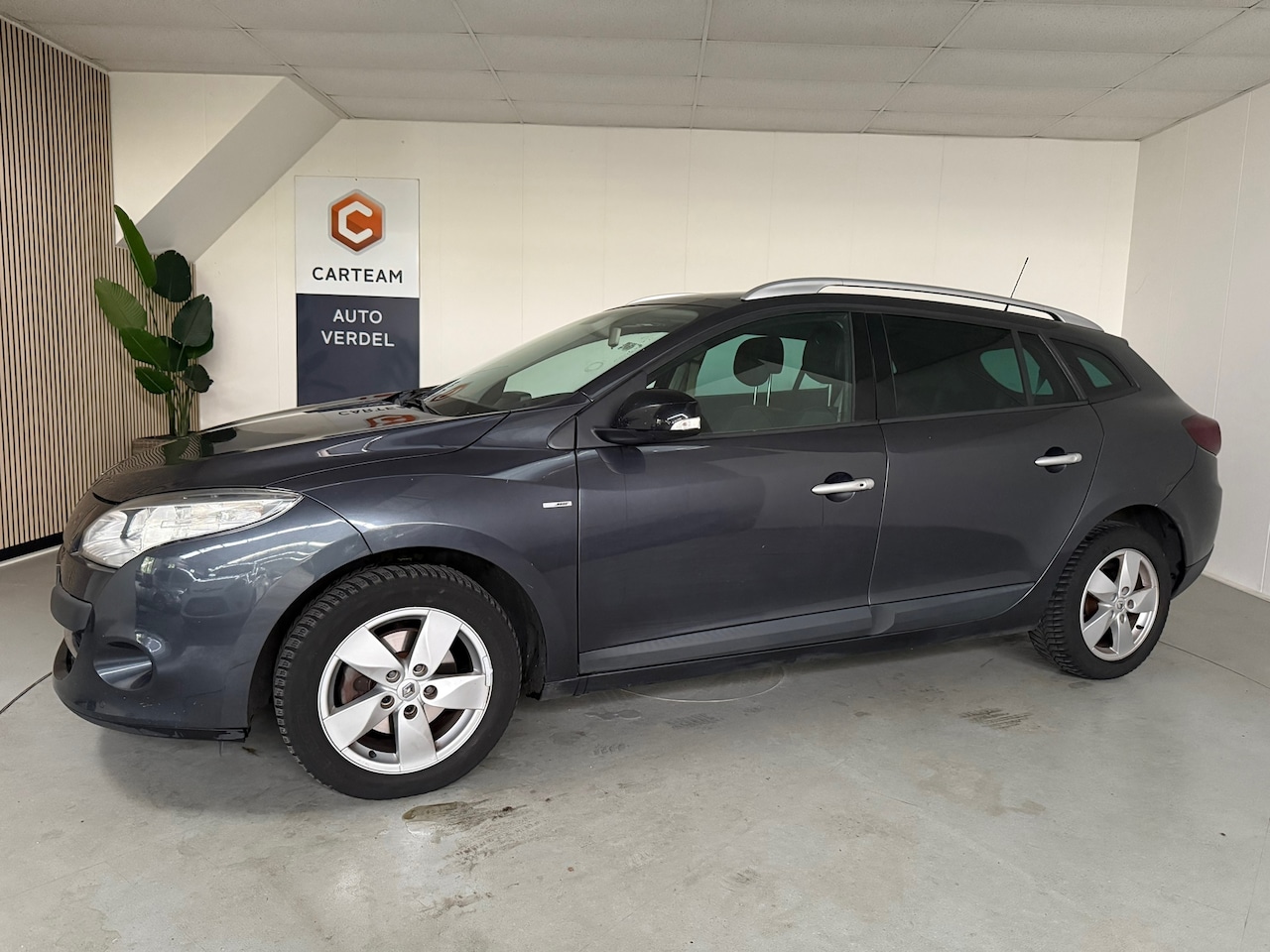 Renault Mégane Estate - 1.4 TCe Bose Airco, Navigatie, LMV - AutoWereld.nl