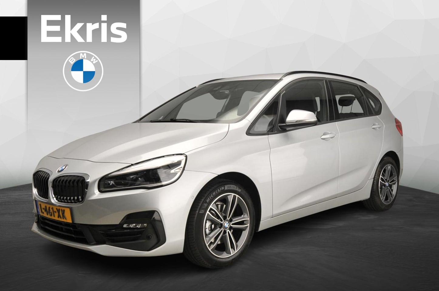 BMW 2-serie Active Tourer - 218i Automaat Sportline / Trekhaak / PDC / Climate / Cruise / LED / Head-up / Sportstoelen - AutoWereld.nl
