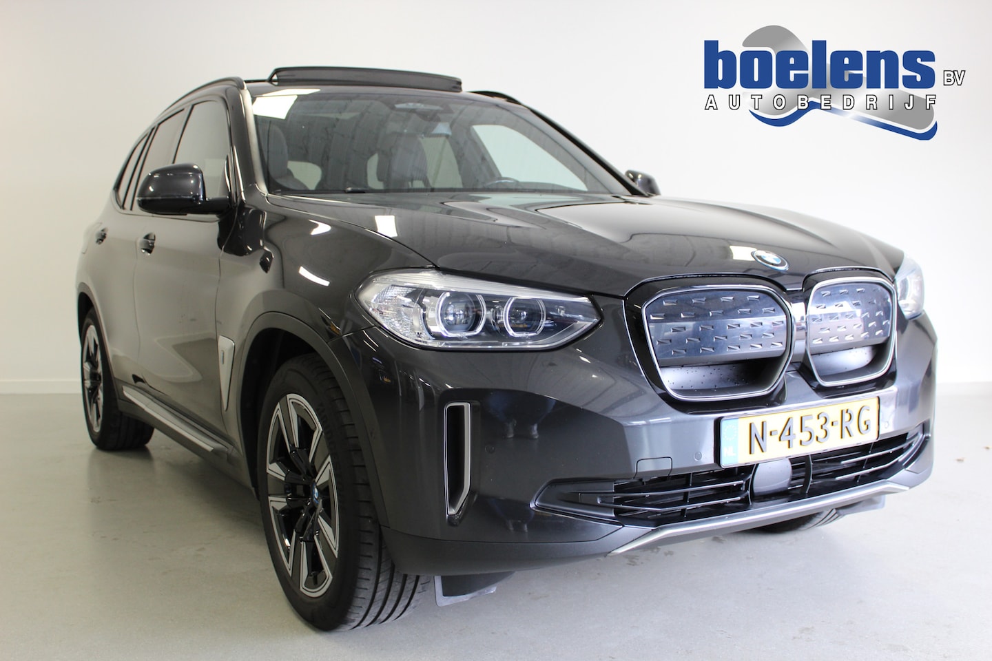 BMW iX3 - Executive 80 kWh  | 401KM | PANO | STOEL-VERW | CARPLAY | WEGKL-TRHAAK | NAVI | CAM | E-KL - AutoWereld.nl