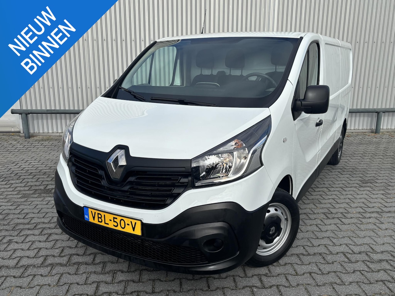 Renault Trafic - 1.6 dCi T29 L2H1 Comfort*3PERS.*CRUISE*A/C*NAVI* - AutoWereld.nl