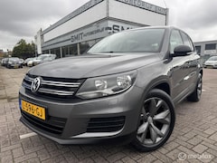 Volkswagen Tiguan - 1.4 TSI Comfort&Design Edition Trekhaak/Nav