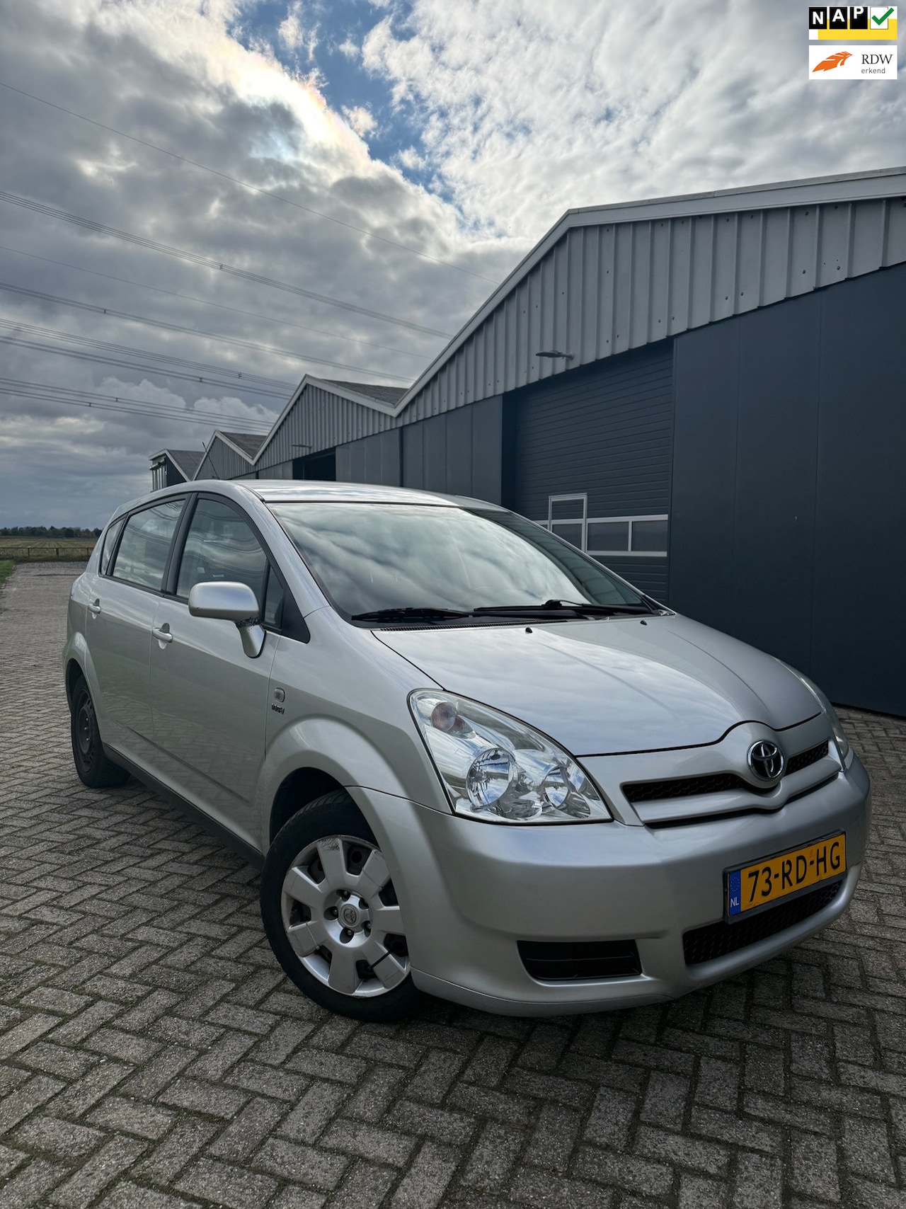 Toyota Corolla Verso - 1.6 VVT-i Terra 1.6 VVT-i Terra - AutoWereld.nl
