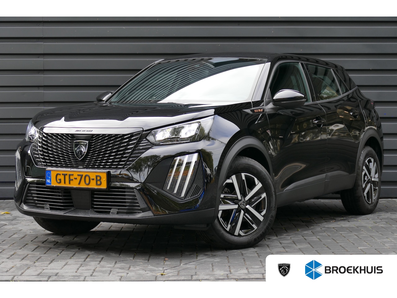 Peugeot 2008 - 1.2 HYBRID 136PK STYLE AUTOMAAT / NAVI / LED / AIRCO / PDC / BLUETOOTH / CRUISECONTROL / 1 - AutoWereld.nl