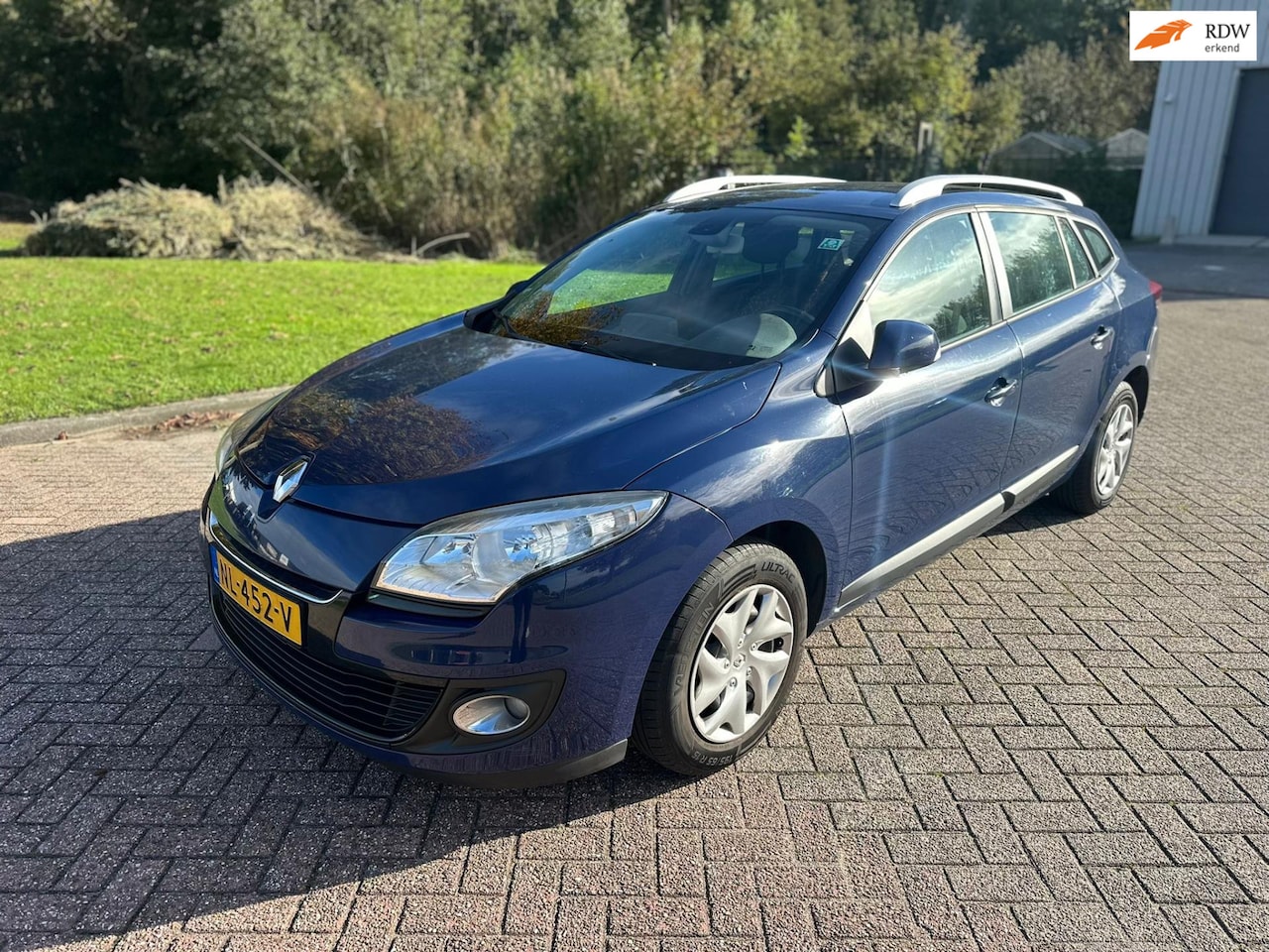 Renault Mégane Estate - 1.2 TCe Expression/AIRCO/CRUISE/NAVI/PARKEERSENS ACHTER/TREKHAAK - AutoWereld.nl