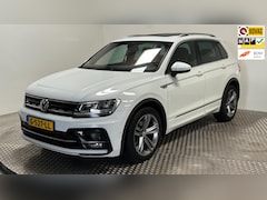 Volkswagen Tiguan - 1.5 TSI R-Line benzine navigatie trekhaak panoramadak led cruisecontrole parkeersensoren