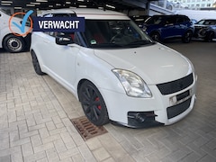 Suzuki Swift - 1.6 Sport