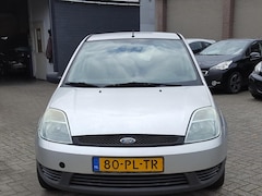 Ford Fiesta - 1.3 Ambiente / APK TOT: 14-10-2026