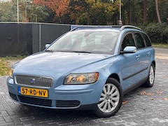 Volvo V50 - 2.4 Momentum/Airco/Cruise/LPG/Trekhaak/PDC