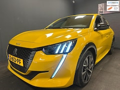 Peugeot 208 - 1.2 PureTech GT-Line BTW 17inch CAR-PLAY CAMERA LED APK 2027 3D