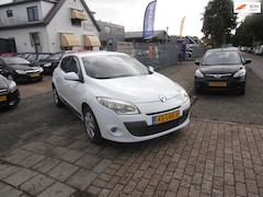 Renault Mégane - 1.6 Authentique 5drs airco elek pak nap apk